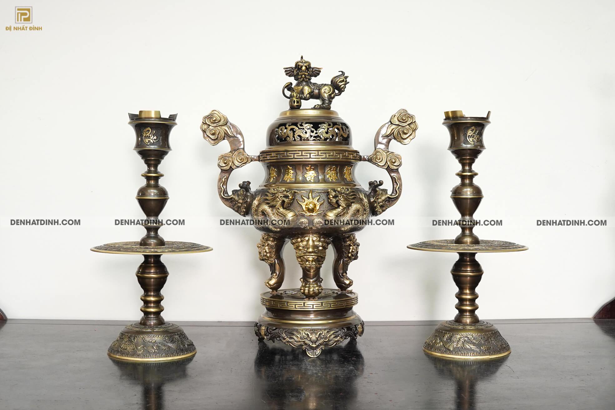 Bộ tam sự Song Long bằng đồng cattut đỉnh cao 66, 5 chữ và đôi chân nến chữ Phúc - ND47CN