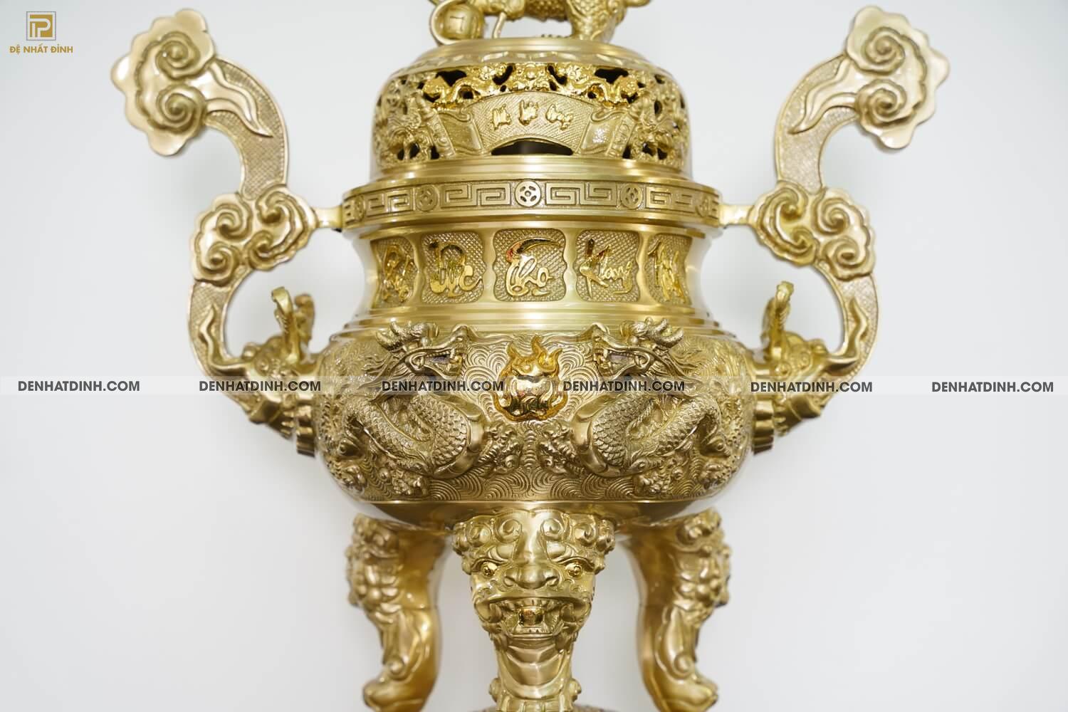 Bộ đỉnh đồng cattut đỉnh cao 66 (5 chữ Việt ), nắp đỉnh chế tác bộ cuốn thư chữ Đức Lưu Quang màu vàng mộc - Ảnh 2