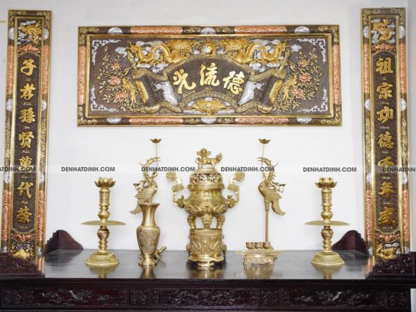 Bộ ngũ sự song long cao 65cm hoa văn màu vàng ánh xanh kèm 3 phụ kiện