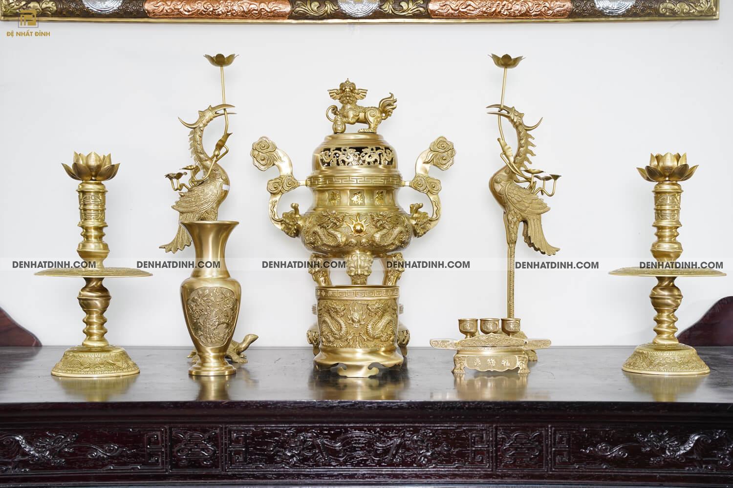 Bộ ngũ sự song long cao 65cm hoa văn màu vàng ánh xanh kèm 3 phụ kiện - Ảnh 6