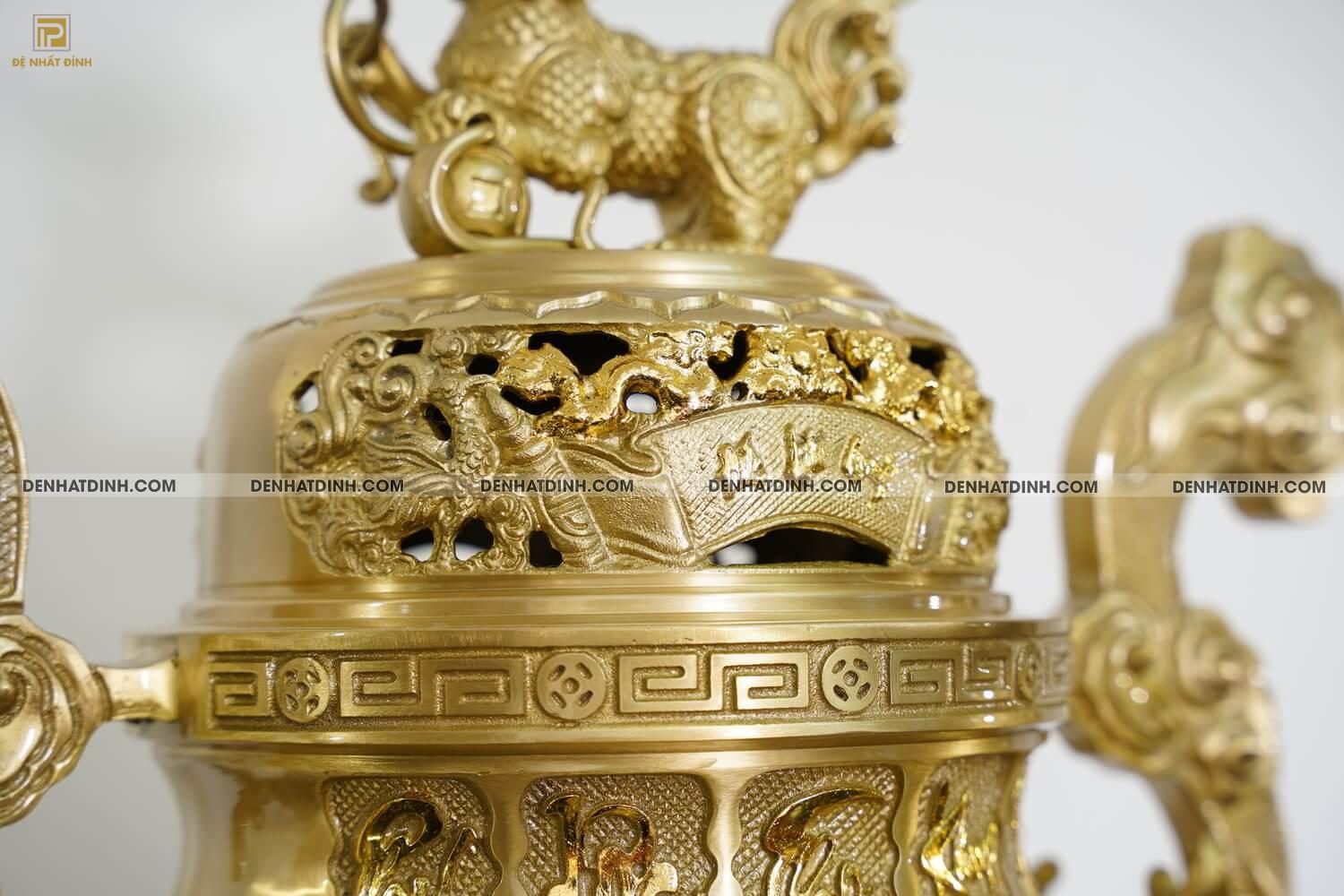 Bộ đồng ngũ sự song long 65 nắp cuốn thư chân nến chữ Phúc màu vàng mộc - Ảnh 5