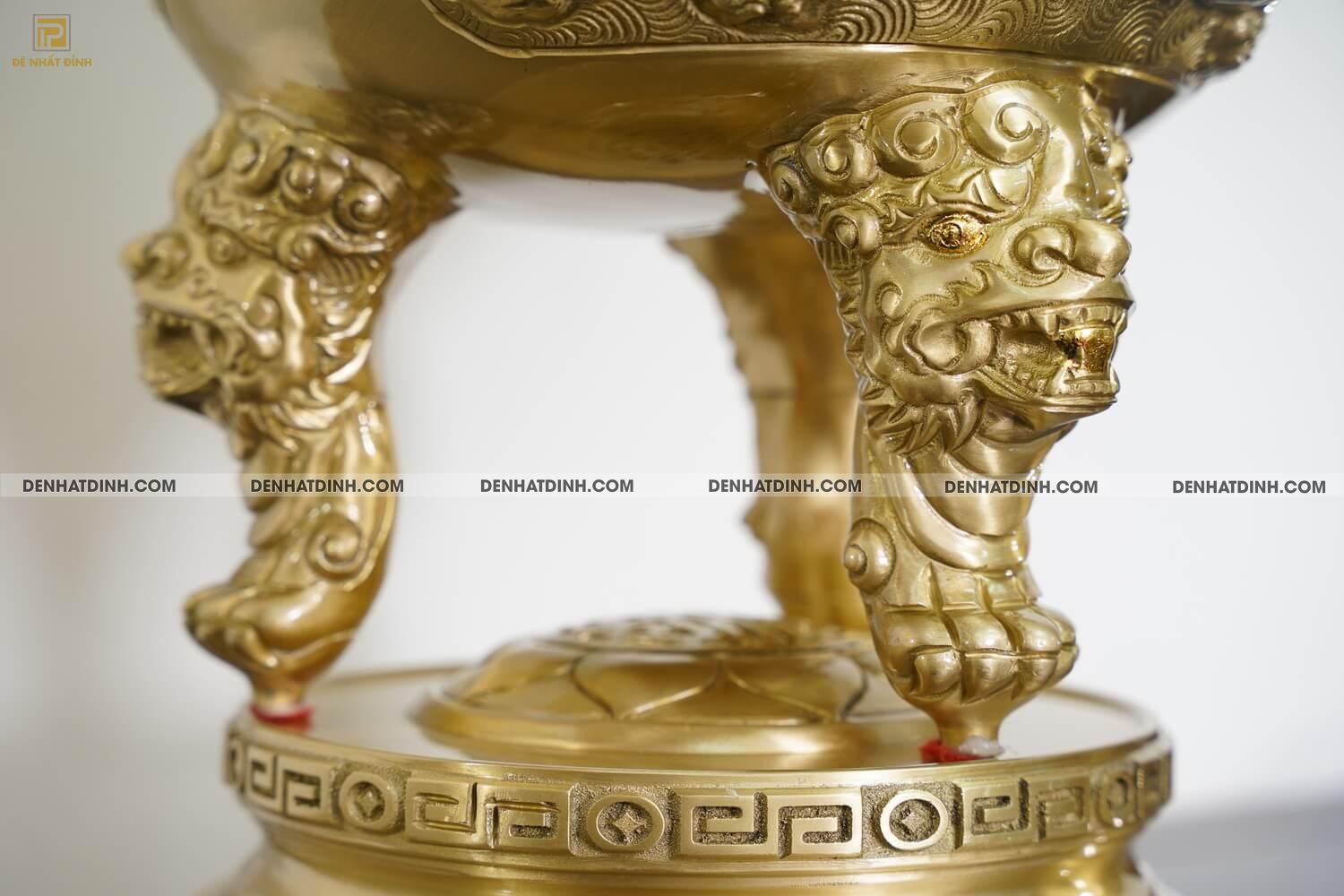 Bộ đỉnh đồng cattut đỉnh cao 66 (5 chữ Việt ), nắp đỉnh chế tác bộ cuốn thư chữ Đức Lưu Quang màu vàng mộc - Ảnh 12