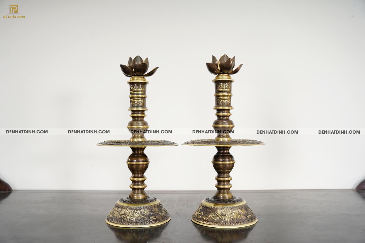 Nến 60 hoa văn mẫu 2 công nghệ (kèm đài sen)