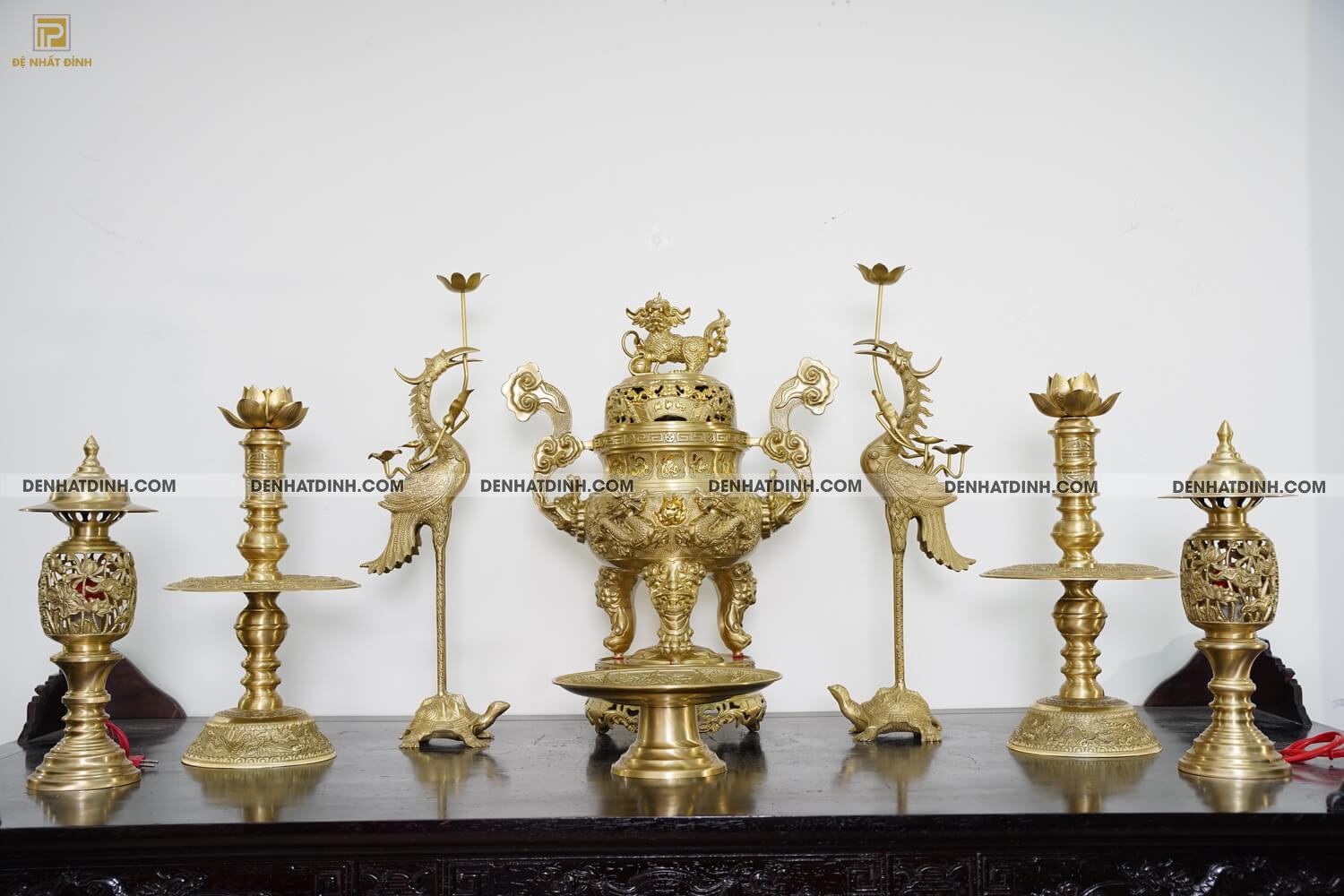 Bộ ngũ sự song long 65 cuốn thư chữ Phúc mộc 5 chữ kèm 3 món 3