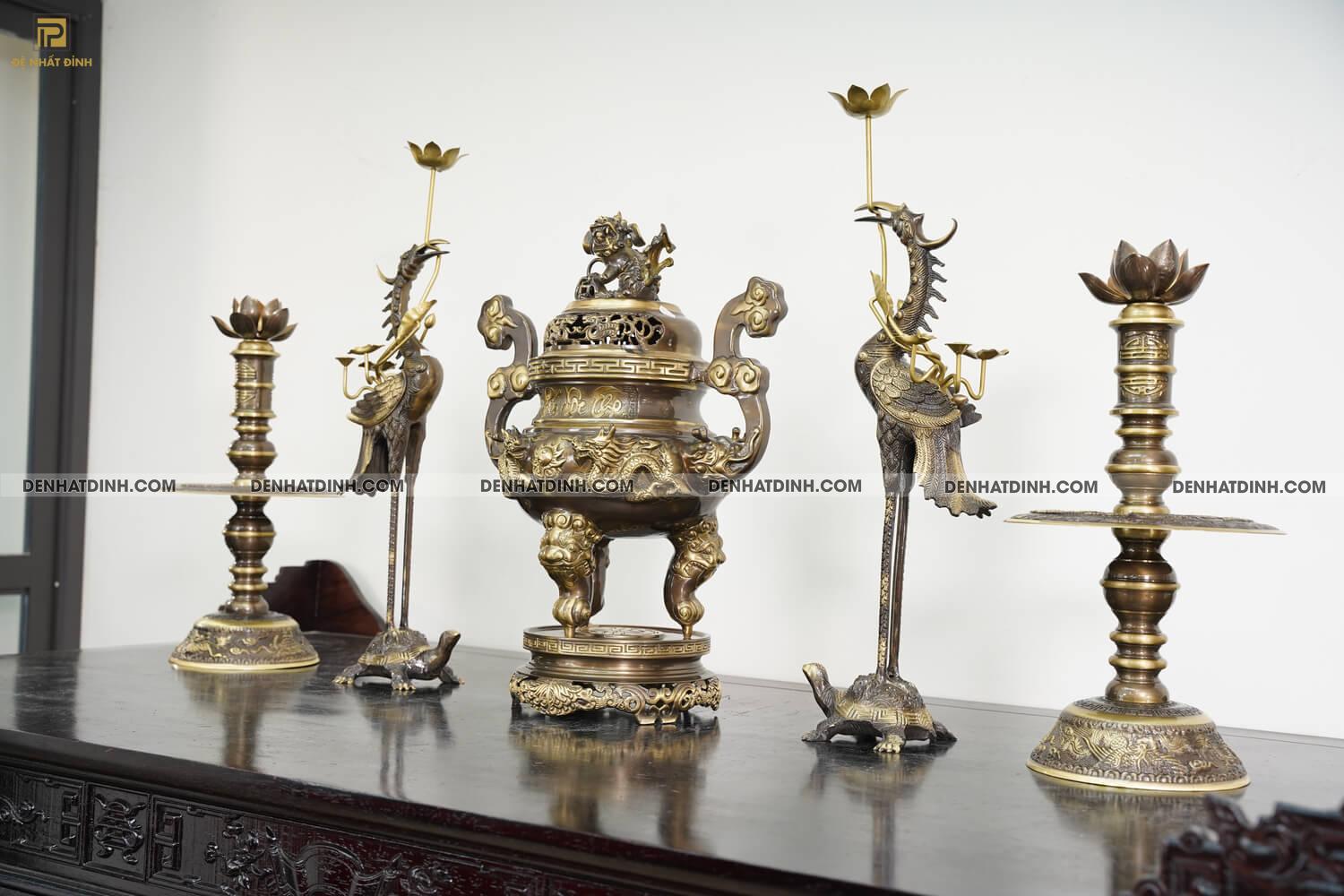 Bộ ngũ sự Song Long cao 65cm màu hun giả cổ 3 chữ Việt - Ảnh 4