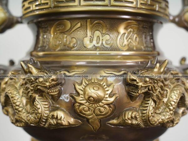 Đỉnh rồng 65CN 3 chữ Việt phù hợp với mọi không gian