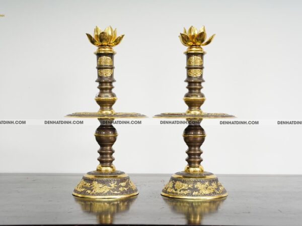 Chân nến 51 dát vàng điểm 24k