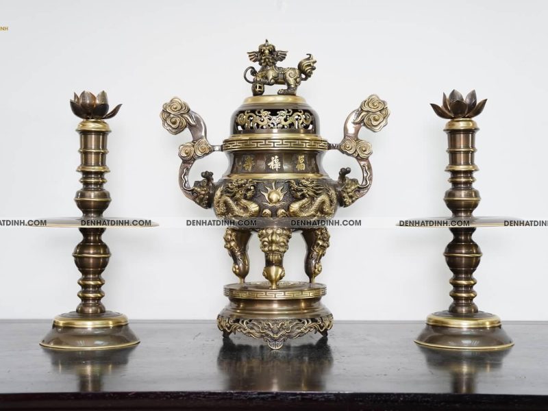 Bộ tam sự nến song long cao 65cm màu hun giả cổ