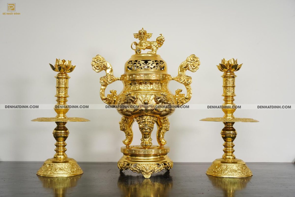 Bộ tam sự nến song long 65 hoa văn dát vàng 24k