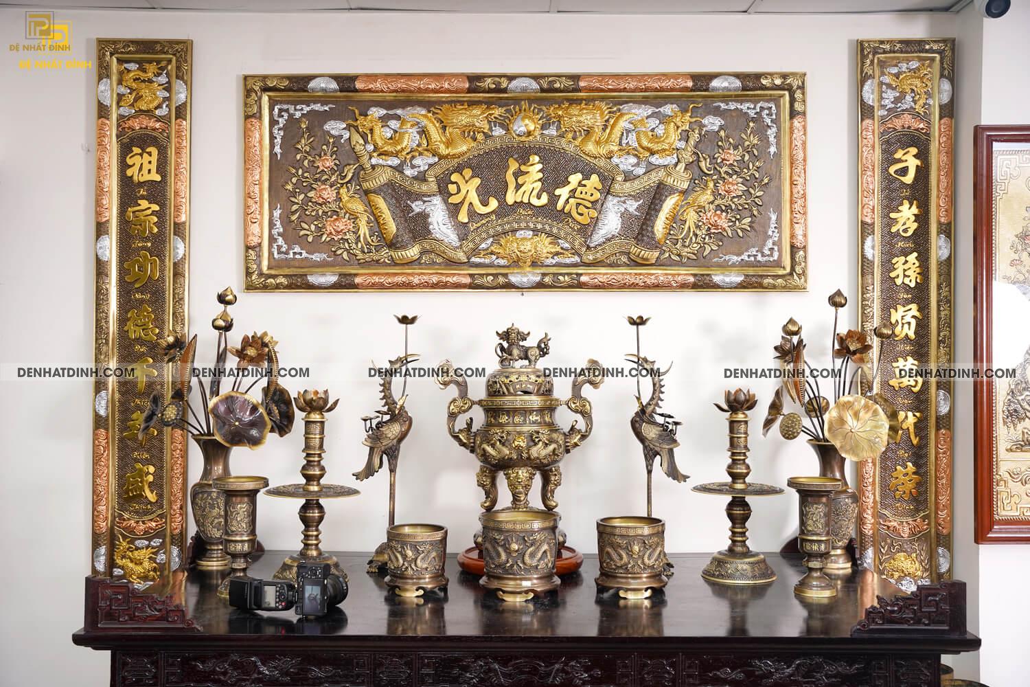 Bộ ngũ sự song long cuốn thư công nghệ (5 chữ) kèm 12 món