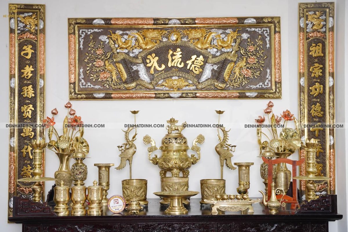Bộ đồng ngũ sự song long cao 65cm hoa văn màu vàng ánh xanh đầy đủ phụ kiện - Ảnh 3