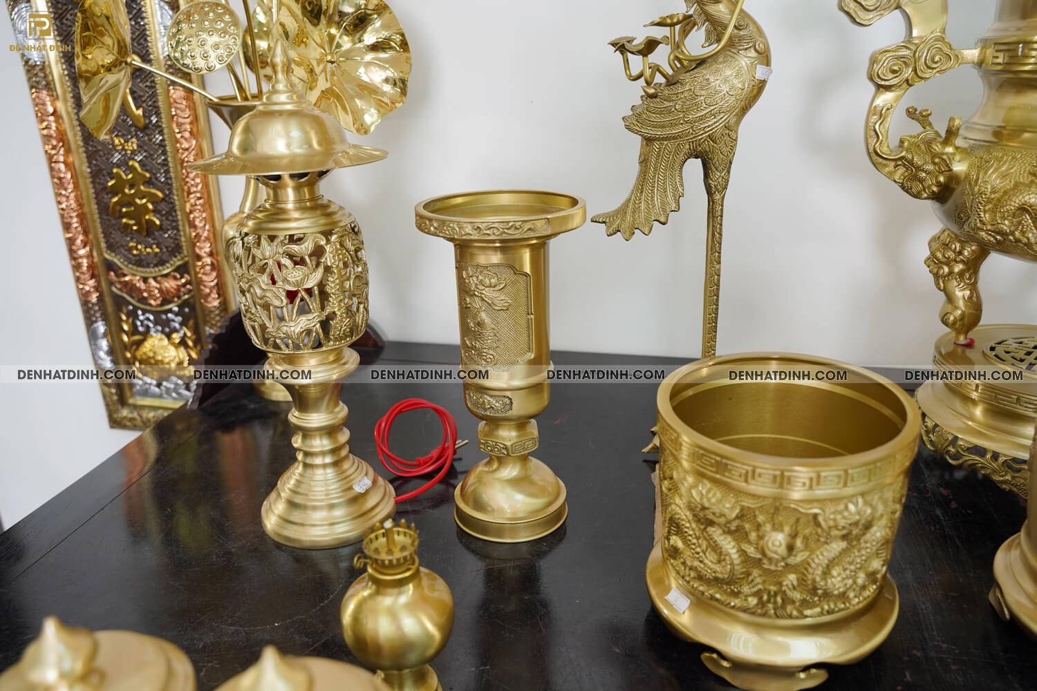 Bộ đồng ngũ sự song long cao 65cm hoa văn màu vàng ánh xanh đầy đủ phụ kiện - Ảnh 8