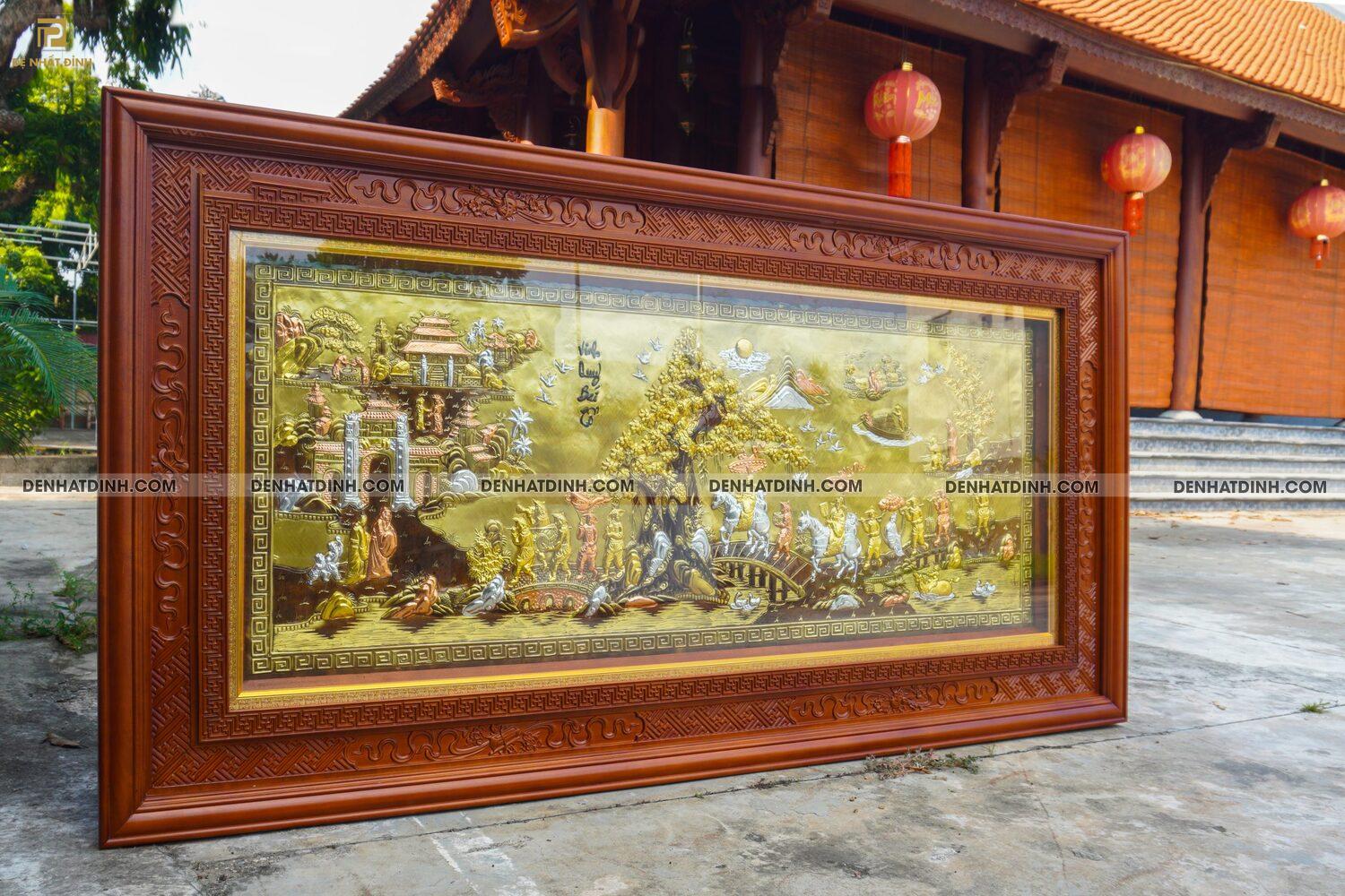 Tranh vinh quy bái tổ bằng đồng bản khung to - Hình ảnh 2