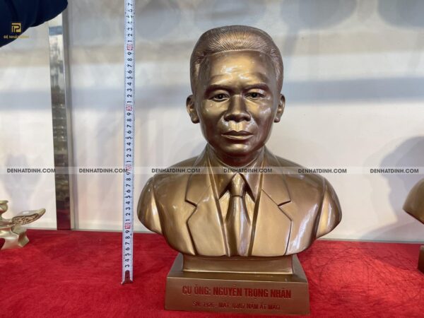 Alternative view of Tượng truyền thần bằng đồng đỏ cao 42cm, nặng 16-18kg