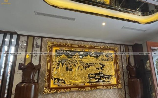 Tranh đồng treo phòng khách tô điểm không gian ngôi nhà