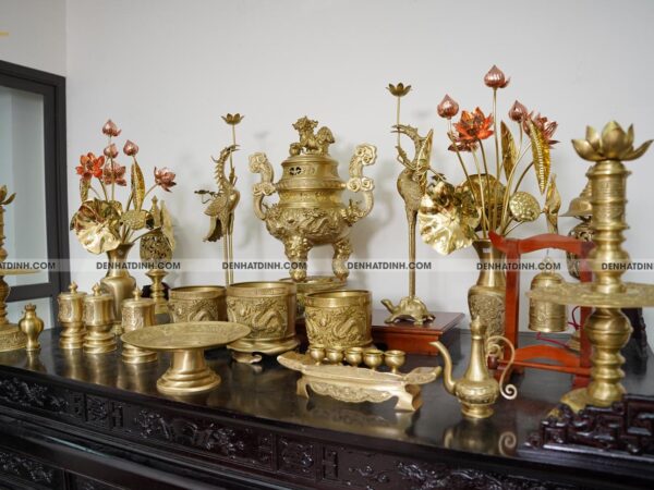 Alternative view of Bộ đỉnh đồng Ngũ Sự Song Long 65 Nắp Thọ đầy đủ phụ kiện