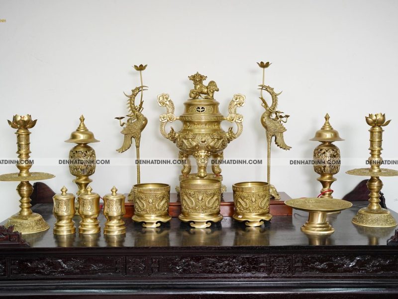Bộ đỉnh đồng Ngũ Sự Song Long 65 Nắp Thọ cùng 4 đồ thờ