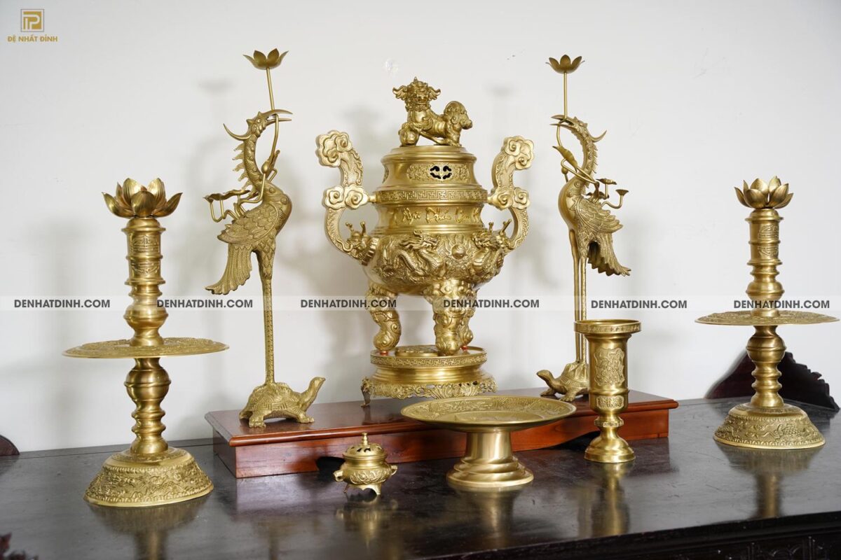 Bộ đỉnh đồng Ngũ Sự Song Long cao 65cm Nắp Thọ cùng 3 đồ thờ phụ kiện - Ảnh 3