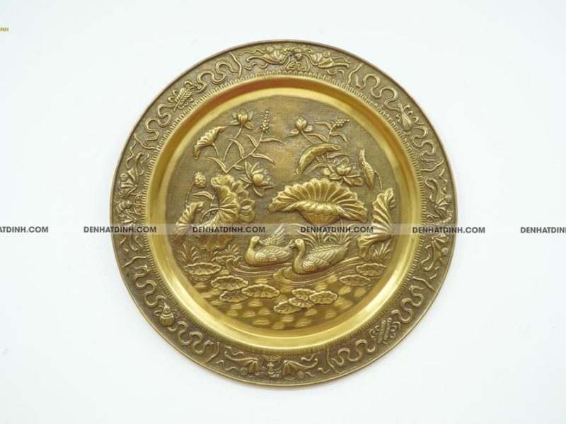 Mâm tranh đồng thiên nga 52cm