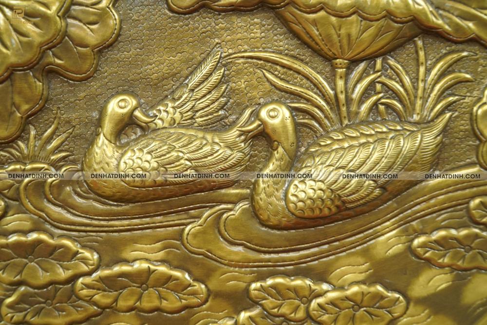 Mâm tranh đồng thiên nga 52cm - Ảnh 4