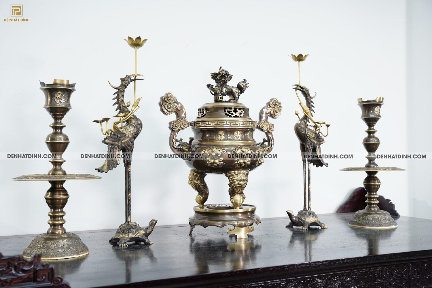 Bộ đỉnh đồng ngũ sự dơi đào cao 65cm màu hun giả cổ nến chữ phúc