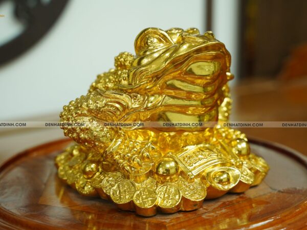 Cóc ngậm tiền bằng đồng dát vàng