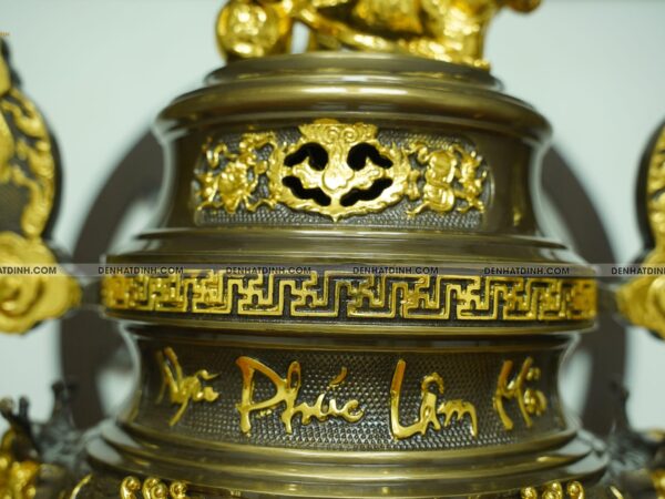 Alternative view of Đỉnh đồng Ngũ Phúc Lâm Môn 65 dát vàng điểm