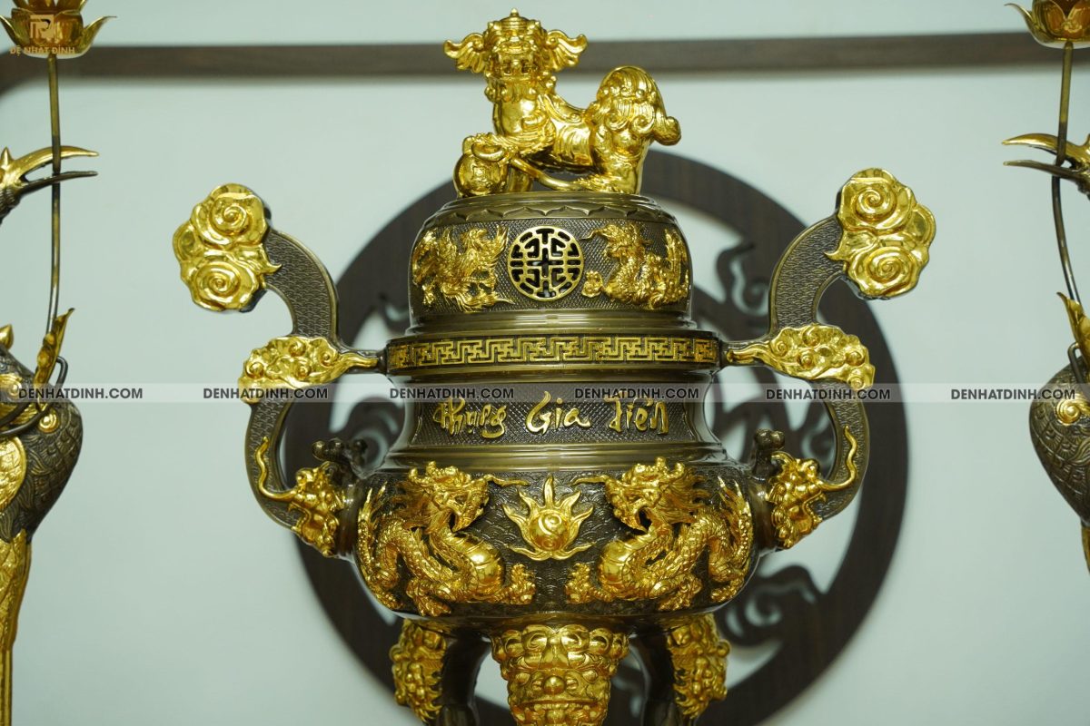 Bộ đỉnh đồng ngũ sự Phụng Gia Tiên 65 dát vàng điểm hoa văn - Ảnh 5