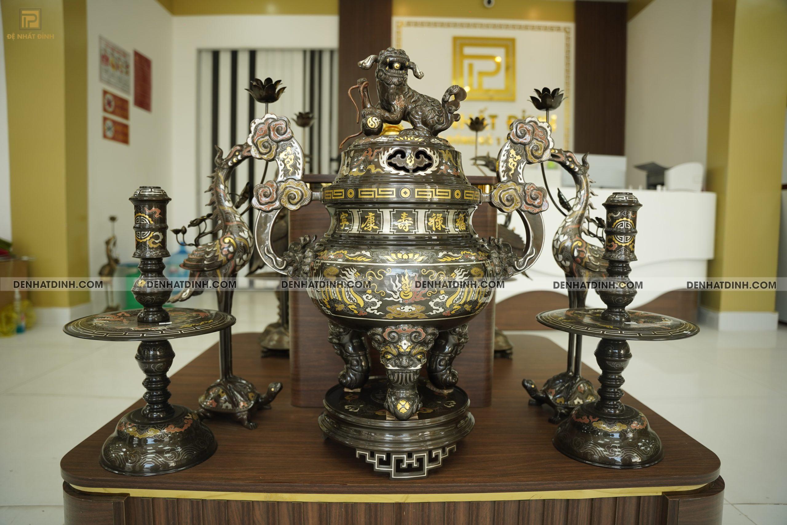 Bộ đỉnh đồng ngũ sự hạc Song Long chầu nguyệt cao 70 cm bằng đồng đỏ khảm ngũ sắc