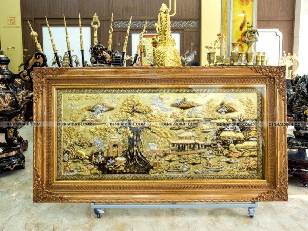 Tranh Cội nguồn quê hương bằng đồng khung bản rộng
