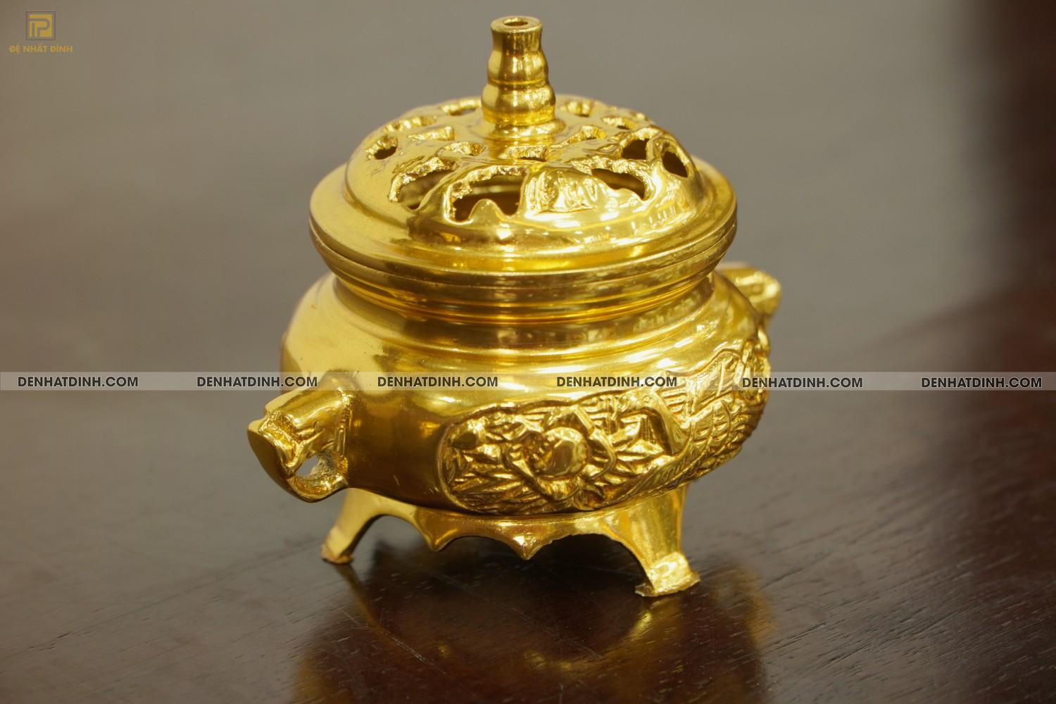 Xông trầm bằng đồng dát vàng 24k