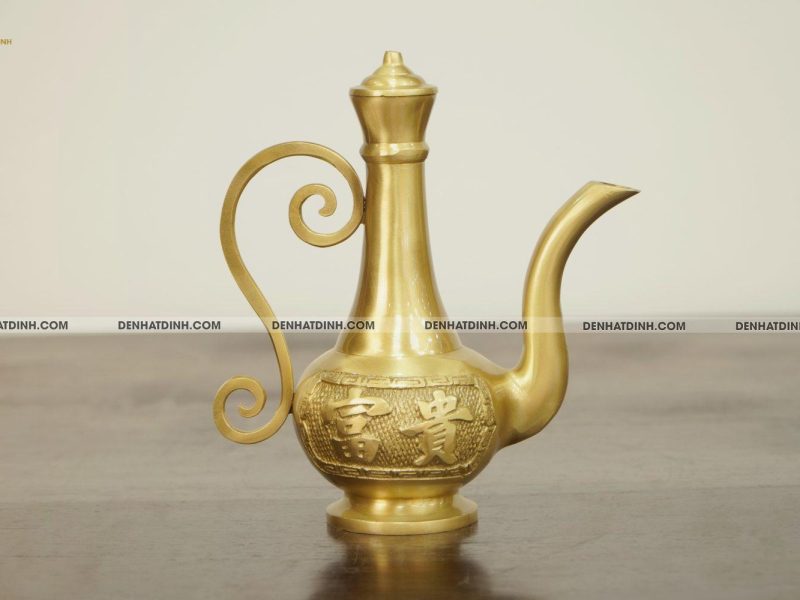 Ấm thờ bằng đồng Catut