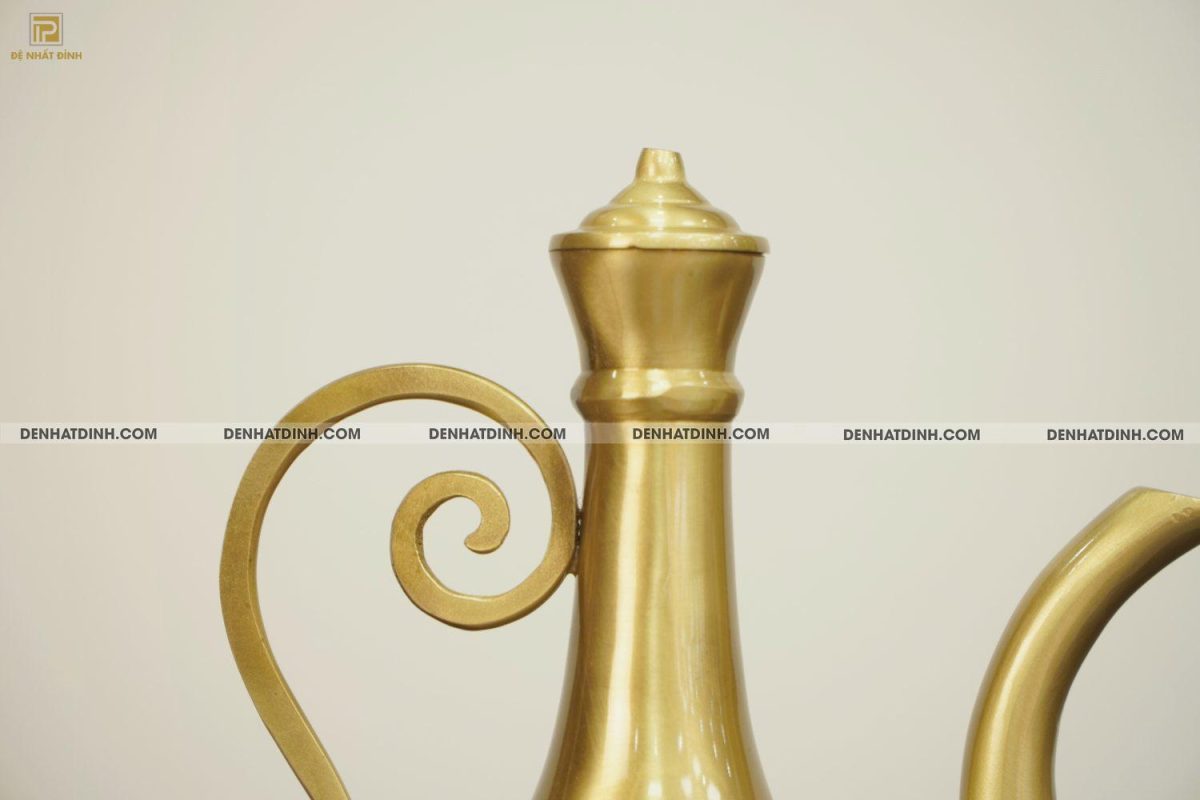 Ấm thờ bằng đồng Catut - Ảnh 2