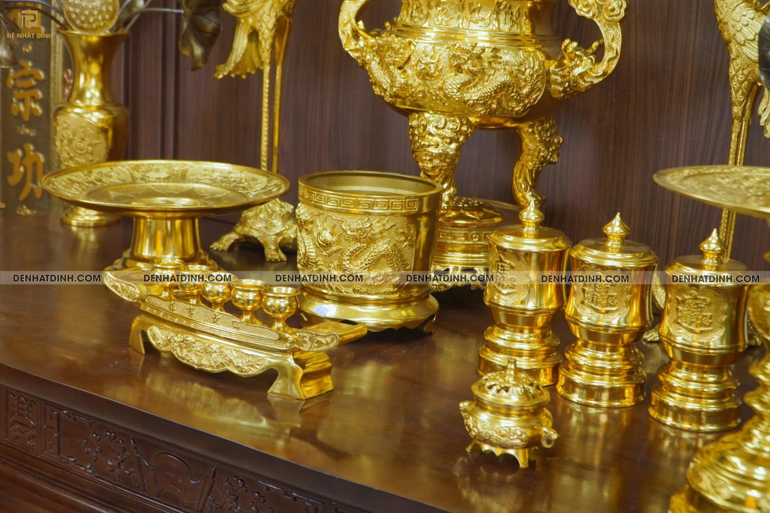 Bộ đỉnh đồng ngũ sự Cuốn Thư 65 dát vàng 24K cùng phụ kiện đồ thờ - Ảnh 7