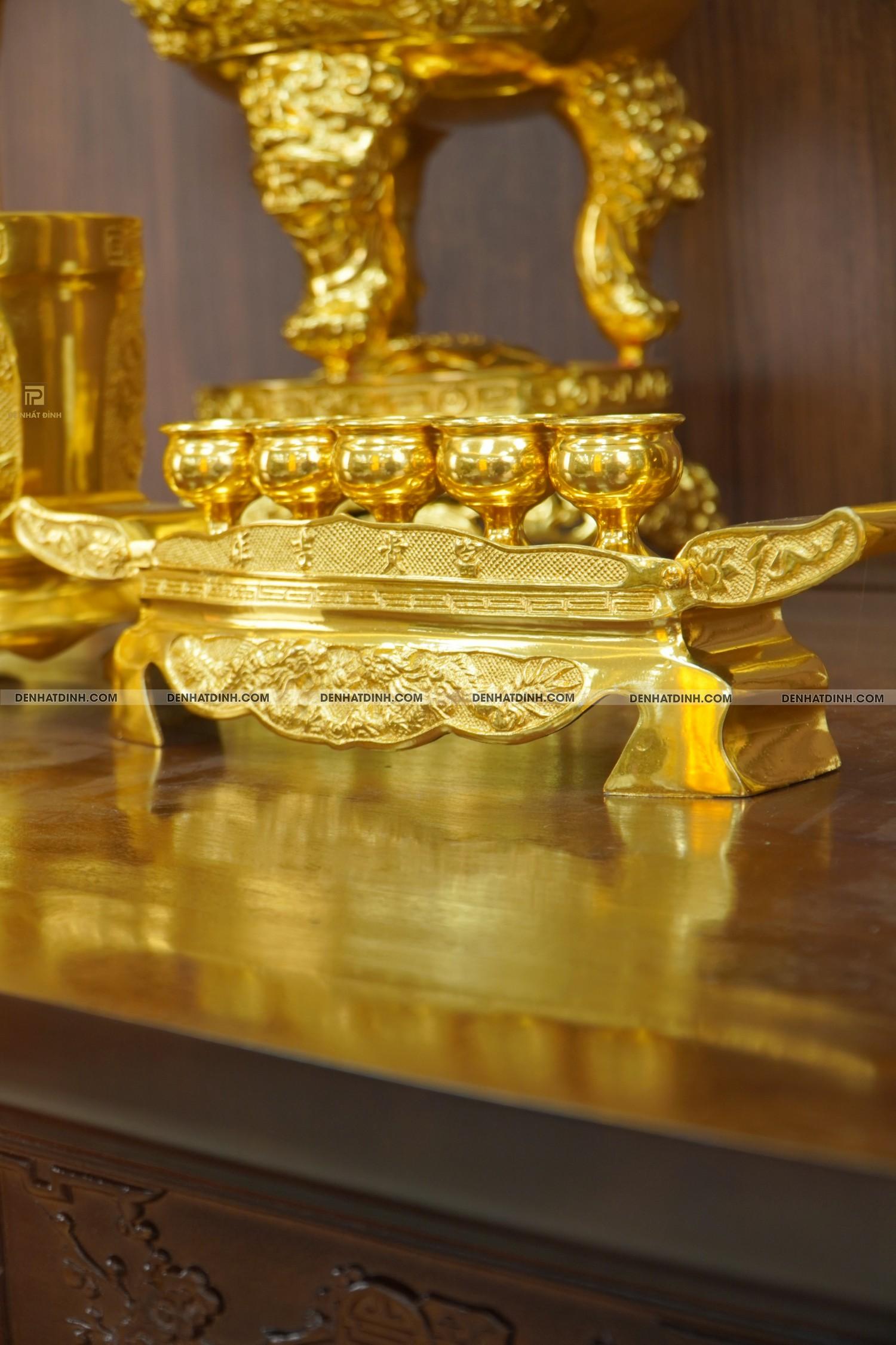 Bộ đỉnh đồng ngũ sự Cuốn Thư 65 dát vàng 24K cùng ống hương, mâm bồng, bát hương, chén thờ - Ảnh 9