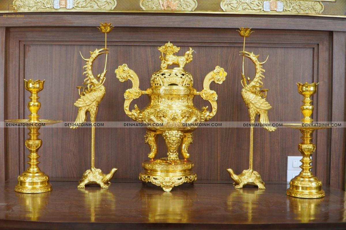 Bộ đỉnh đồng ngũ sự Cuốn Thư 65 nến cổ dát vàng 24K