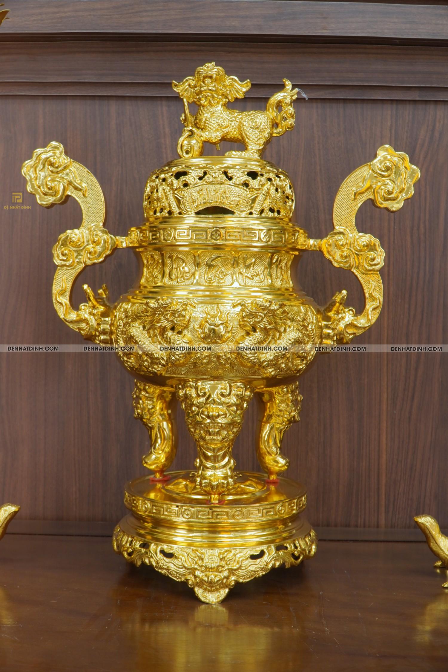 Bộ đỉnh đồng tam sự Cuốn Thư 65 hoa văn dát vàng 24K - Ảnh 3