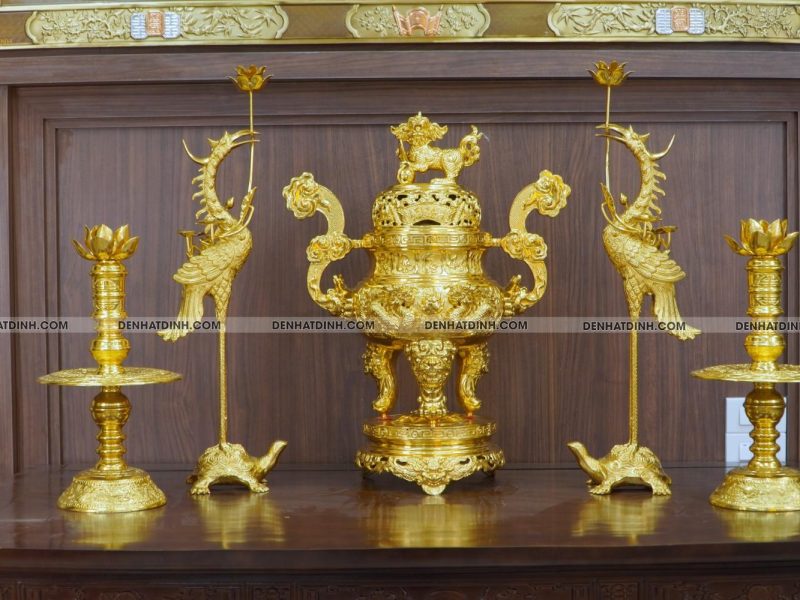 Bộ đỉnh đồng ngũ sự Cuốn Thư 65 hoa văn dát vàng toàn bộ
