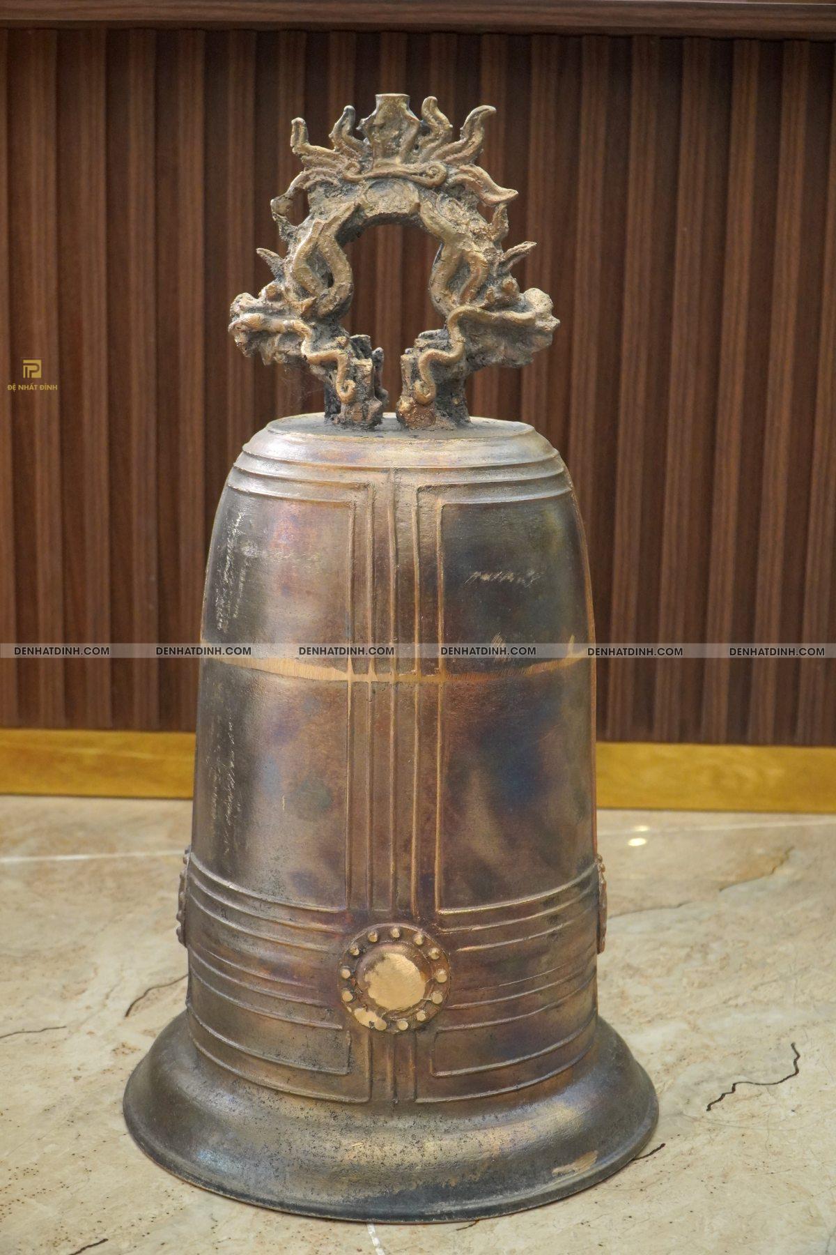 Chuông chùa đồng đỏ nặng 11kg - Ảnh 5