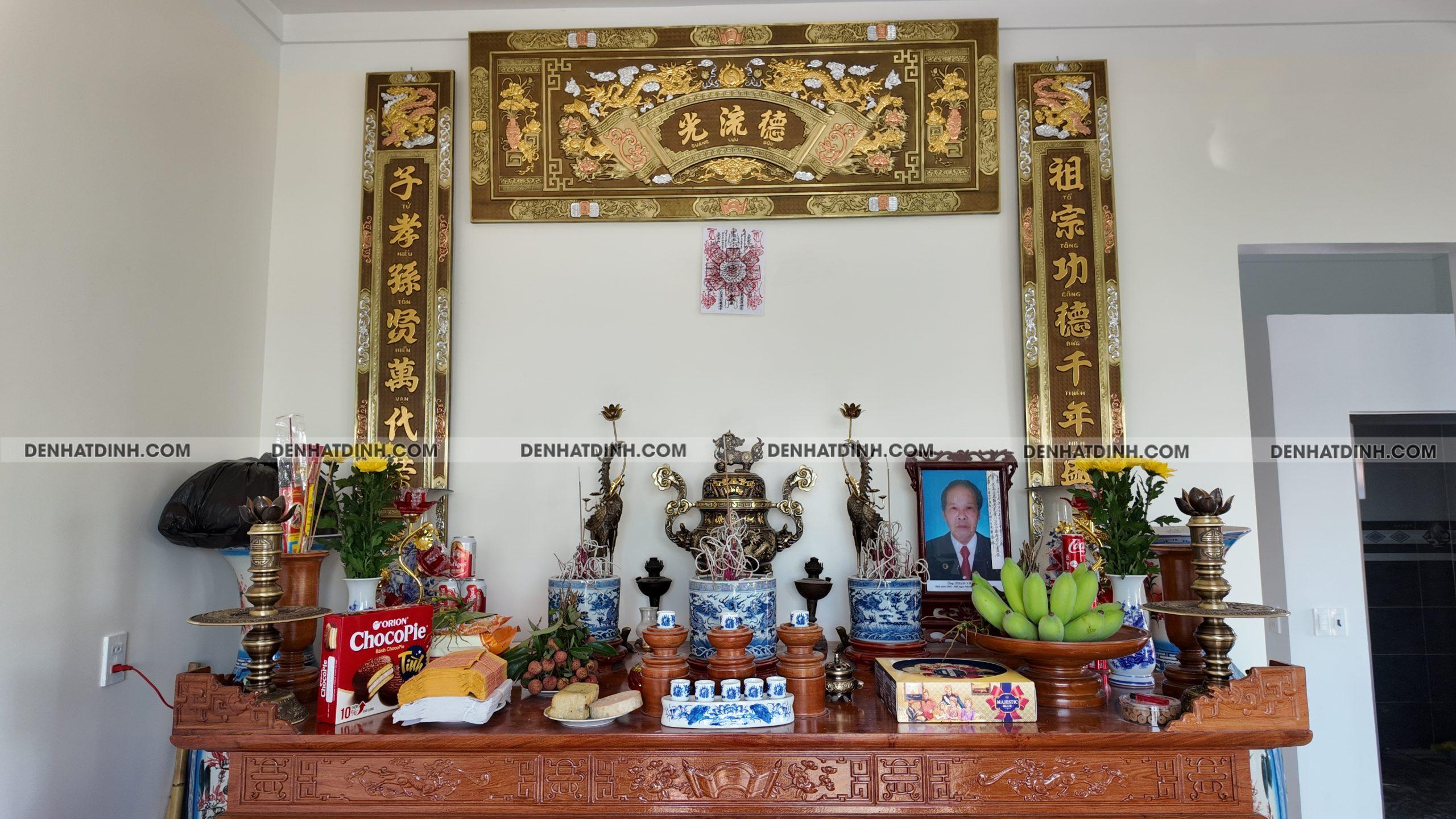 Khách hàng làm lễ khai quang đỉnh đồng