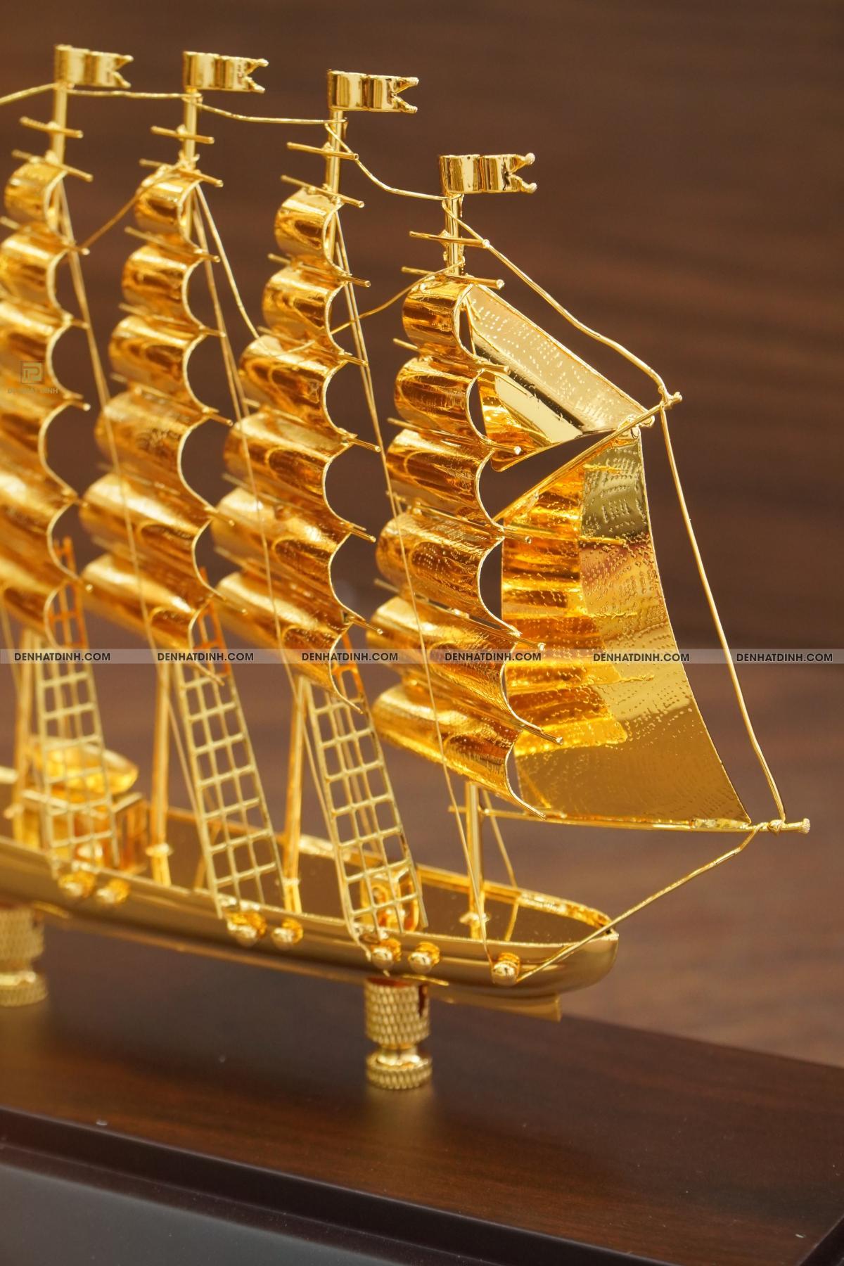 Thuyền mạ vàng - Ảnh 7