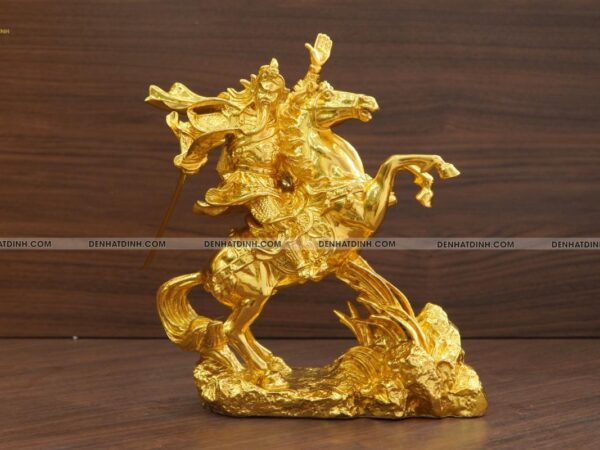 Tượng quan công cưỡi ngựa bằng đồng dát vàng 26x22x10