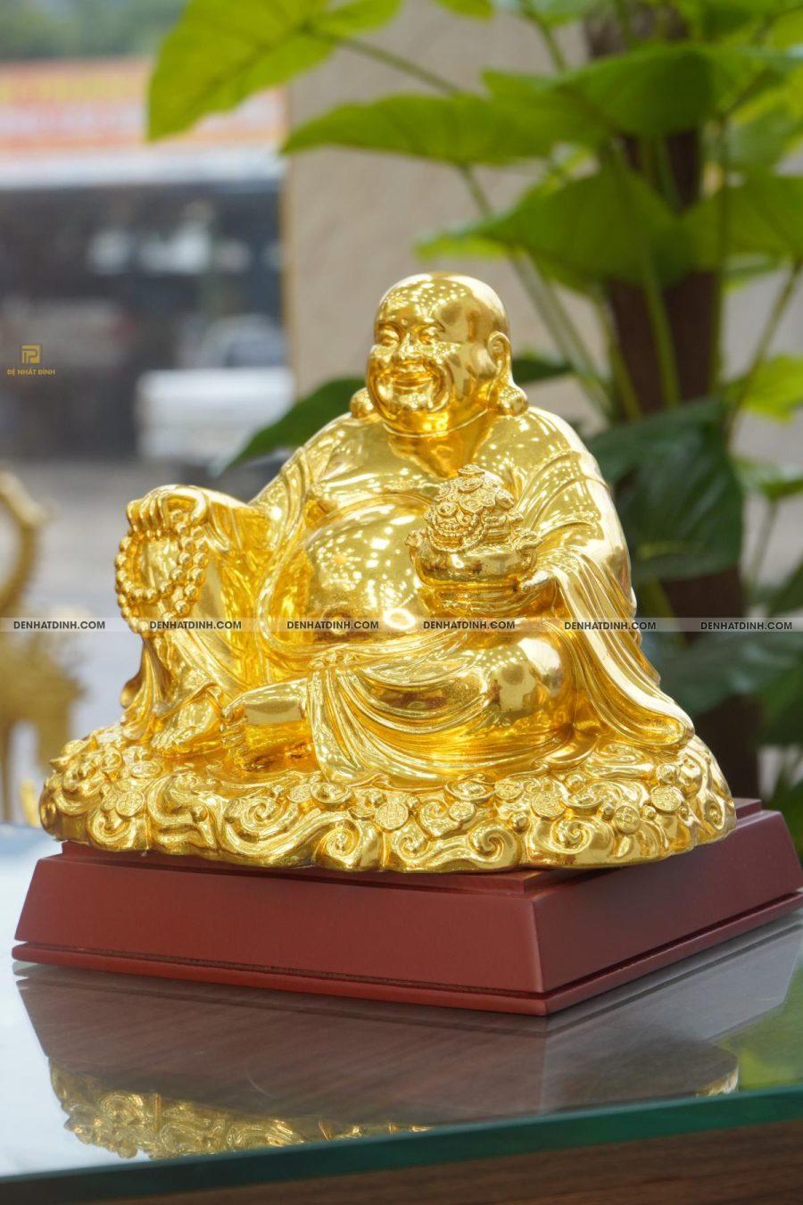 Tượng Phật Di Lặc cầm hũ tiền bằng đồng dát vàng - Hình ảnh 5