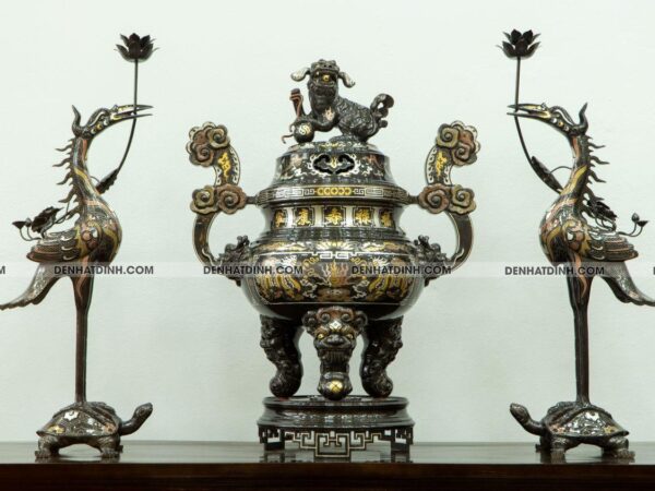 Bộ tam sự hạc song long 75 đồng đỏ khảm ngũ sắc