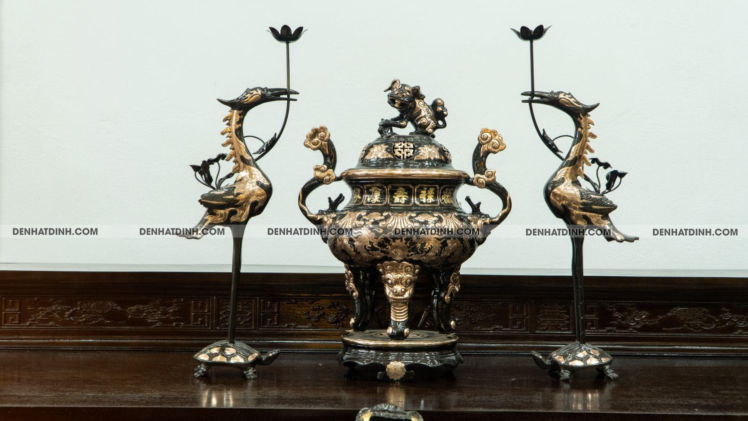 Bộ đỉnh tam sự hạc hoa sòi 60 đồng đỏ cạo - Ảnh 3