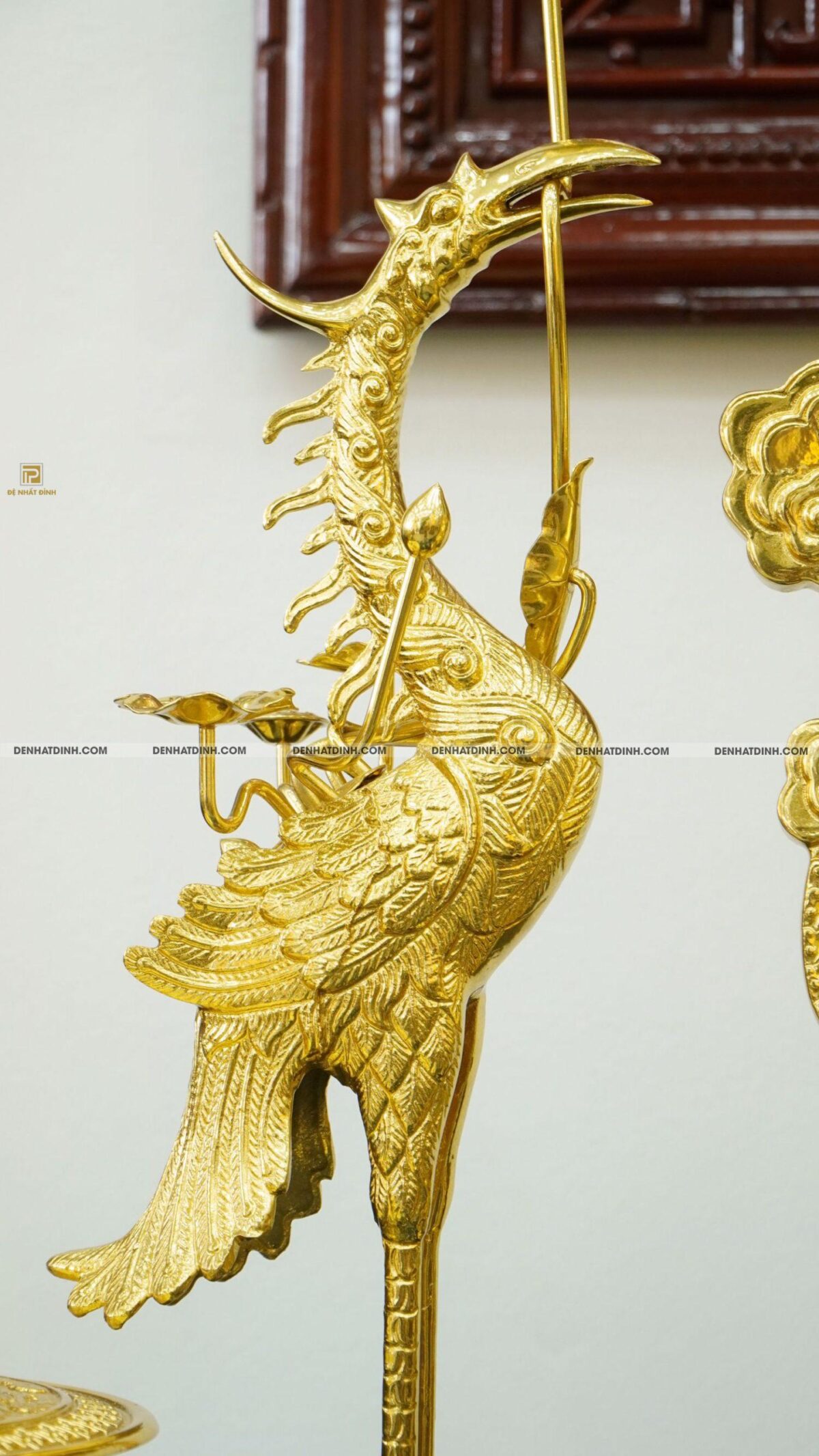 Bộ đỉnh đồng ngũ sự 3 chữ Phụng Gia Tiên đỉnh cao 66 kết hợp với biểu tượng dơi dát vàng toàn bộ - Ảnh 9
