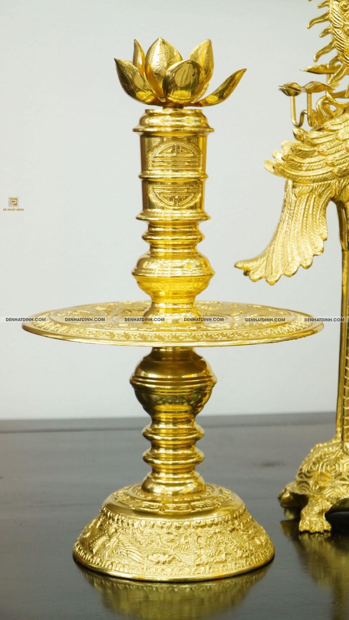 Bộ đỉnh đồng ngũ sự 3 chữ Phụng Gia Tiên đỉnh cao 66 kết hợp với biểu tượng dơi dát vàng toàn bộ - Ảnh 10