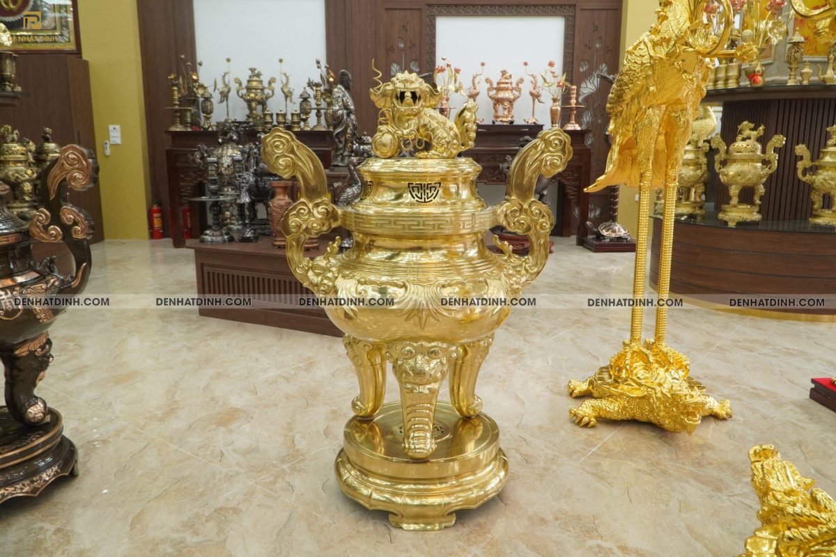 Đỉnh đồng hoa sòi catut cao 1m3