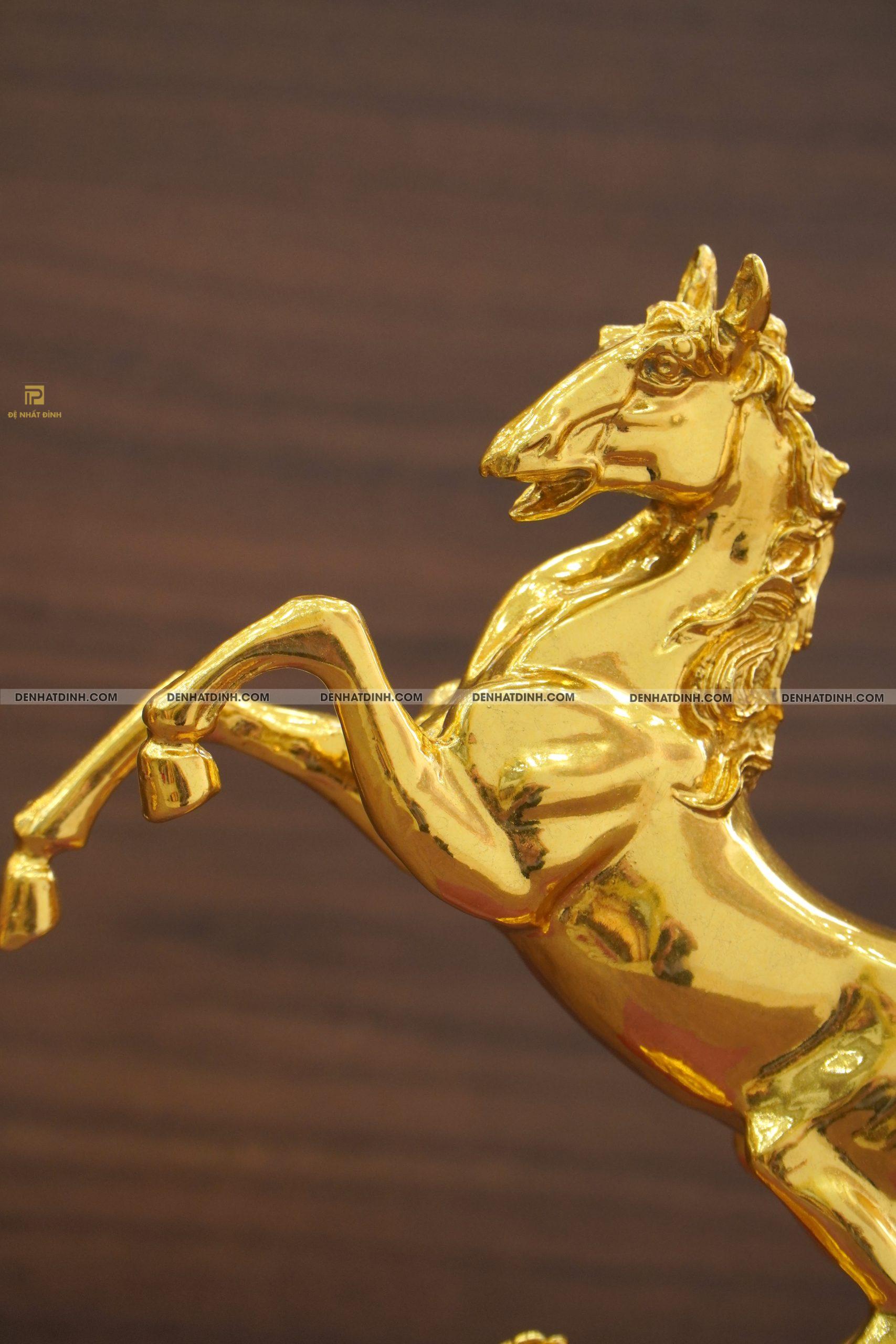 Tượng Ngựa Hí Bằng Đồng Dát Vàng - Ảnh 4