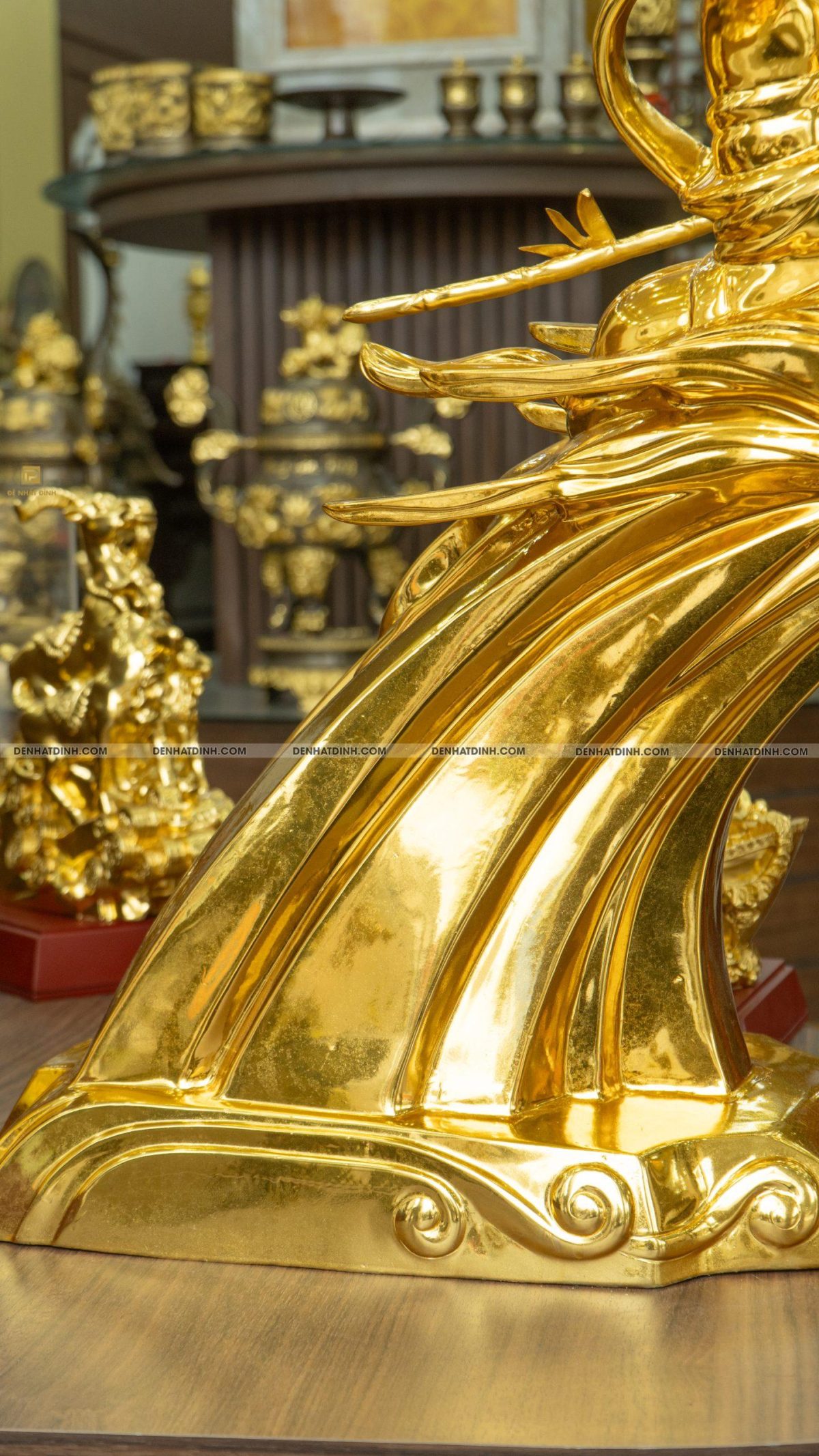 Tượng Thánh Gióng bằng đồng dát vàng - Ảnh 7